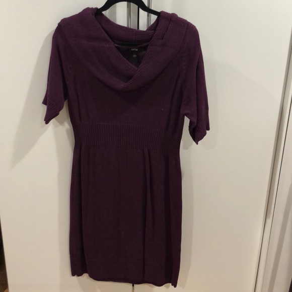 Dress - Picture 1 of 4
